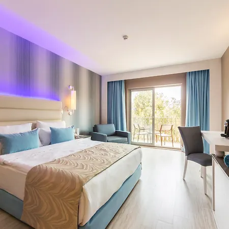 Tui Magic Life Masmavi 5* Белек