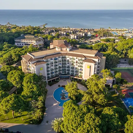 Tui Magic Life Masmavi Complex