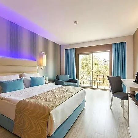 Tui Magic Life Masmavi 5*