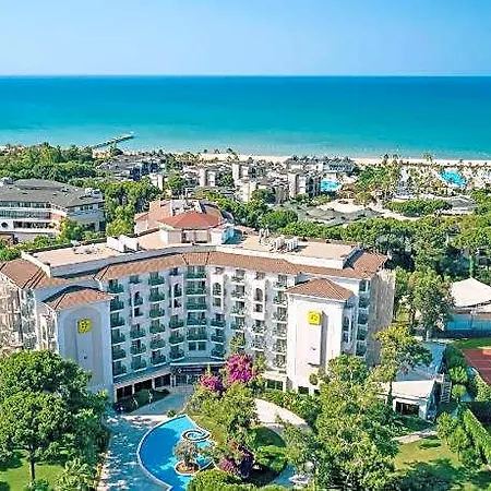Tui Magic Life Masmavi אתר נופש באלאק