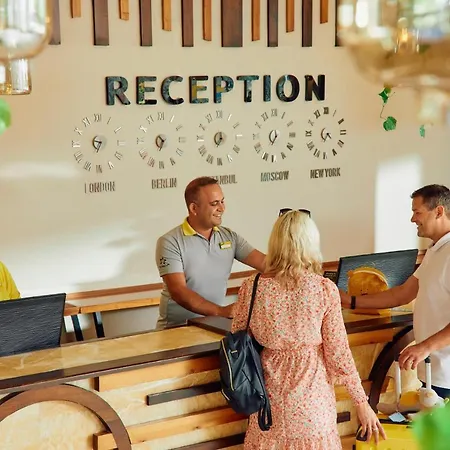 Tui Magic Life Masmavi 5*